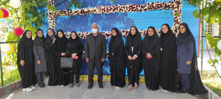 حضور ریاست محترم و پرسنل مرکز در جشنواره گلاب گیری 9