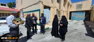 حضور شهردار محترم مناطق 1 و سه و مشاور فرماندار در مرکز به مناسبت دهه سرامدی اموزش و روز معلم