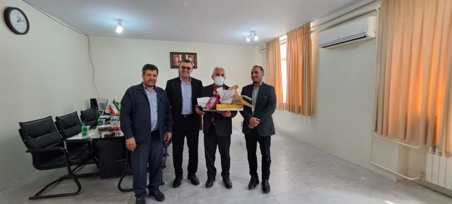 حضور شهردار محترم مناطق 1 و سه و مشاور فرماندار در مرکز 5