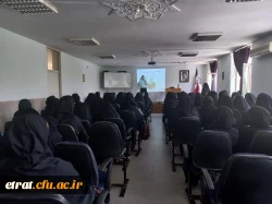 کارگاه تربیت معلم پایه اول آشنایی دانشجویان با روش های تدریس پایه اول دبستان 4