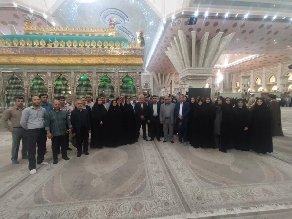 تجدید بیعت دانشجویان و کارکنان دانشگاه فرهنگیان استان تهران با آرمان های حضرت امام خمینی(ره) حرم مطهر بنیان گذار جمهوری اسلامی ایران سه شنبه؛ ۹ خرداد ۱۴۰۲ 5