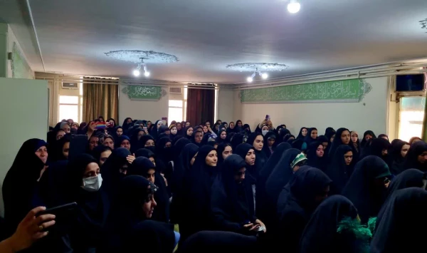 مرکز آموزش عالی فرهنگیان عترت مزین به پرچم متبرک رضوی (ع) شد 4