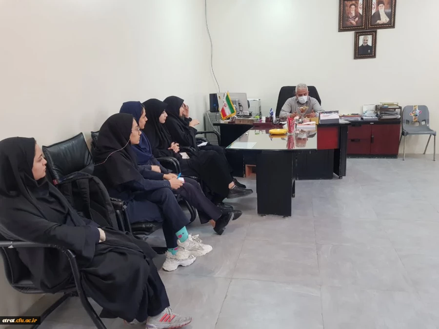 نشست اعضای هیئت تحریریه نشریه فانوس با سرپرست محترم مرکز 2