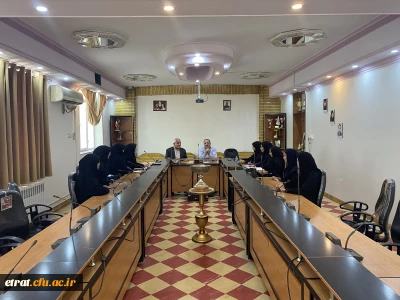 نشست سردبیر نشریه رشد معلم، جناب آقای دکتر محبی با اعضای نشریه دانشجویی فانوس مرکز فرهنگیان عترت 