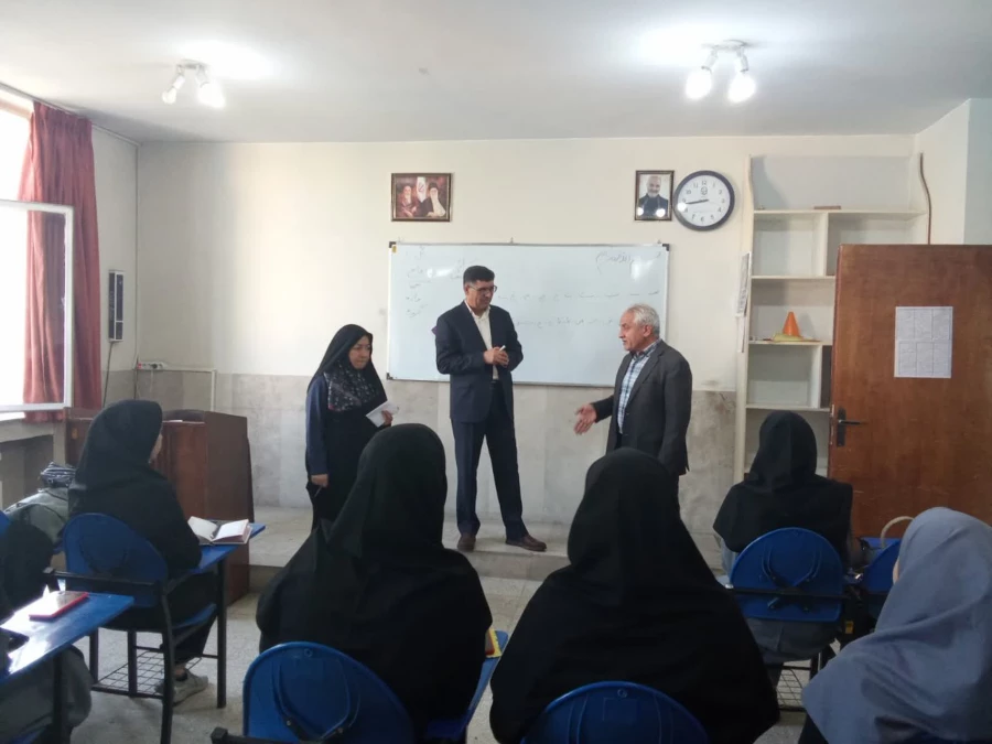 بازدید از روند برگزاری کلاسهای اموزشی 4
