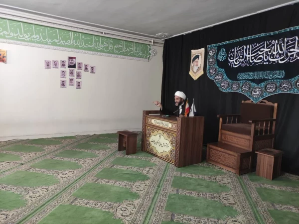 برگزاری کارگاه آموزشی تدبر در قرآن به مناسبت هفته ی قرآن و عترت 5