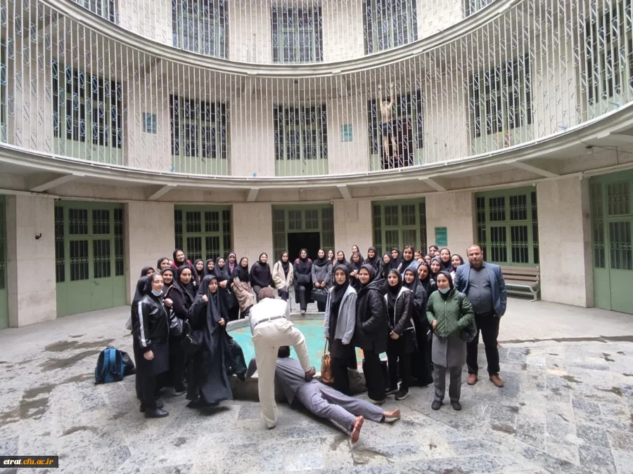 بازدید دانشجو معلمان مرکز عترت از موزه عبرت 6