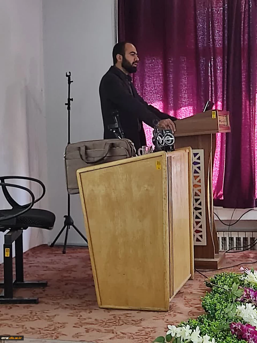 برگزاری نشست از بنی اسرائیل تا نابودی اسرائیل به مناسبت هفته بسیج درمرکز عترت 2