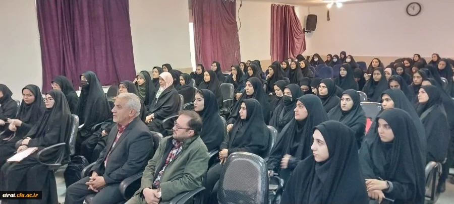 برگزاری نشست از بنی اسرائیل تا نابودی اسرائیل به مناسبت هفته بسیج درمرکز عترت 3