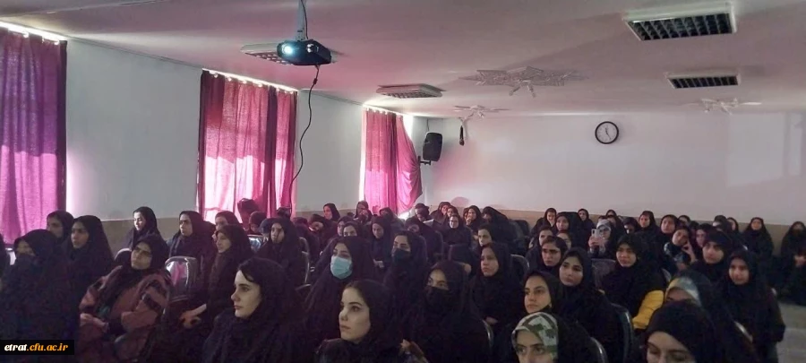 برگزاری نشست از بنی اسرائیل تا نابودی اسرائیل به مناسبت هفته بسیج درمرکز عترت 4