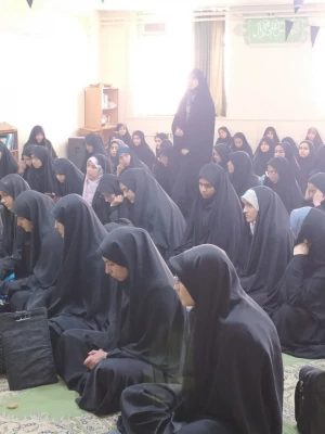 برگزاری جلسه پرسش و پاسخ آقای دکتر اولی، دکتر یزدانی و دکتر مقدمی فر با دانشجویان 4