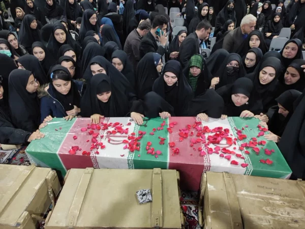 برگزاری یادواره شهدا همراه با تشییع و وداع با شهید گمنام 4