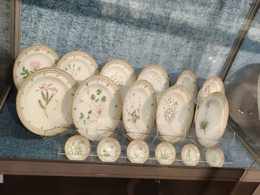 بازدید دانشجومعلمان مرکز عترت از کاخ موزه سعدآباد  3