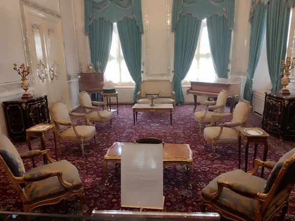 بازدید دانشجومعلمان مرکز عترت از کاخ موزه سعدآباد  4