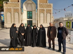 حضور مادر دانشجو معلم شهیده فائزه رحیمی در حرم مطهر شهدای گمنام شهرک واوان  2