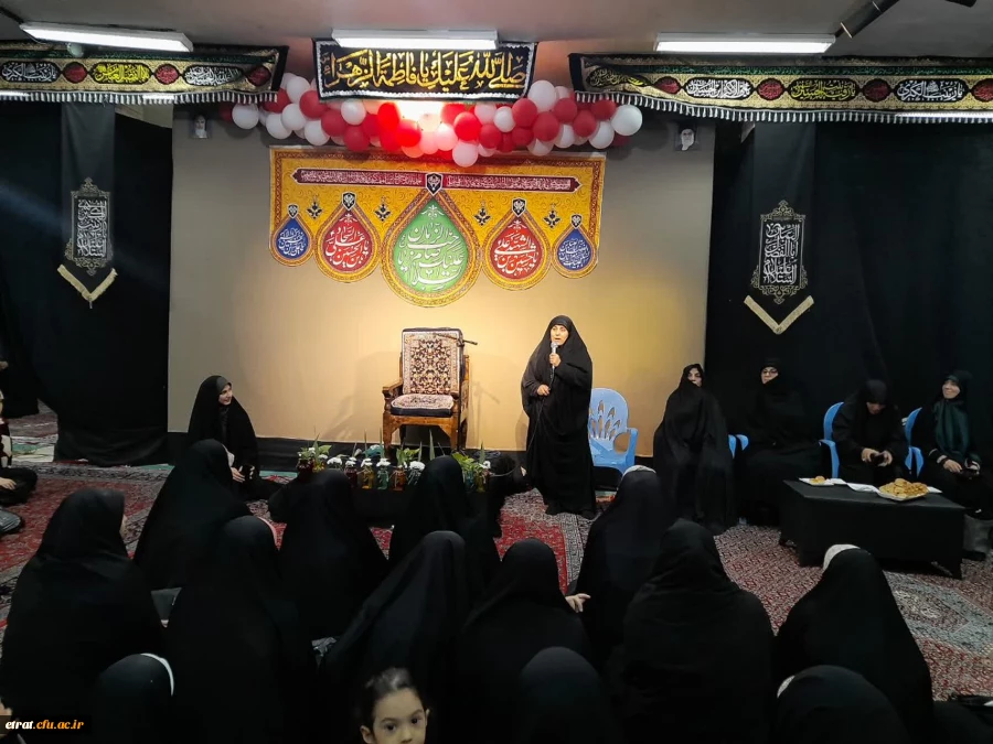 حضور مادر دانشجو معلم شهیده فائزه رحیمی در حرم مطهر شهدای گمنام شهرک واوان  4