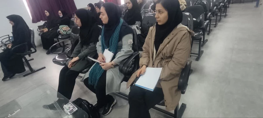 برگزاری کارگاه ابعاد کاربردی ارزشیابی توصیفی در دوره اول دبستان 4