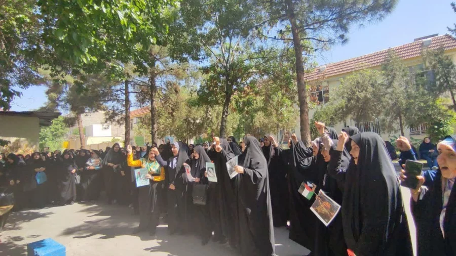 تجمع و اعلام همبستگی اساتید،کارکنان و دانشجو معلمان مرکز آموزش عالی عترت در حمایت از دانشگاهیان حامی مردم بی گناه غزه  5