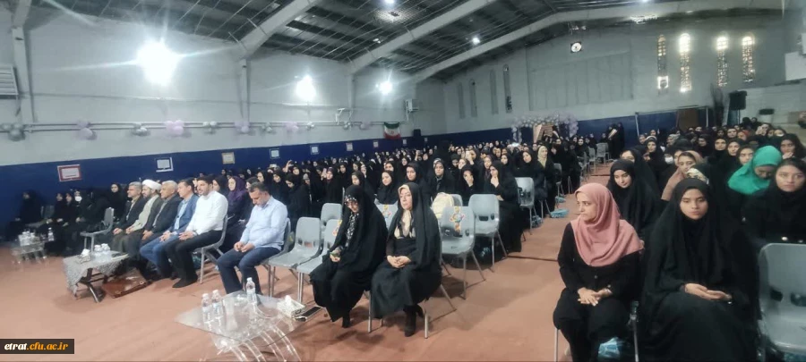 برگزاری جشن روز معلم و سالگرد شهادت استاد مطهری برای دانشجویان ۴۰۱و۴۰۲ 6