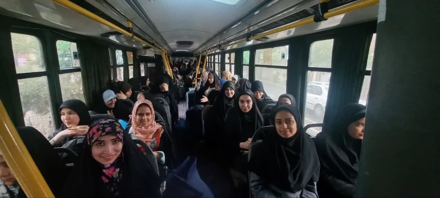 بدرقه دانشجویان زائر حرم ثامن الحجج(ع) 
 2