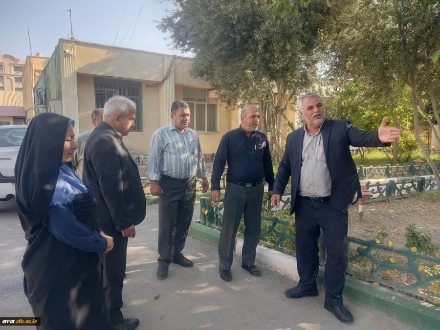 حضور رئیس شورای شهر اسلامشهر و مسئولان زیبا سازی شهرستان در مرکز  2