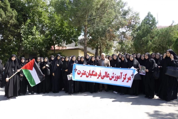 برگزاری راهپیمایی به مناسبت شهادت مجاهد مبارز سید حسن نصرالله از مرکز عترت   
 2