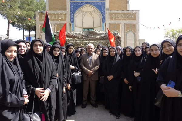 برگزاری راهپیمایی به مناسبت شهادت مجاهد مبارز سید حسن نصرالله از مرکز عترت   
 2