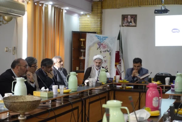 برگزاری شورای مدیریت امور پردیس های استان تهران در مرکز عترت 
 2