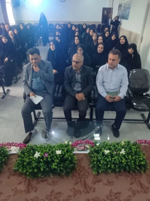 نشست صمیمانه رئیس مدیریت امور پردیس های استان تهران با  اساتید،کارکنان و دانشجویان مرکز عترت 3